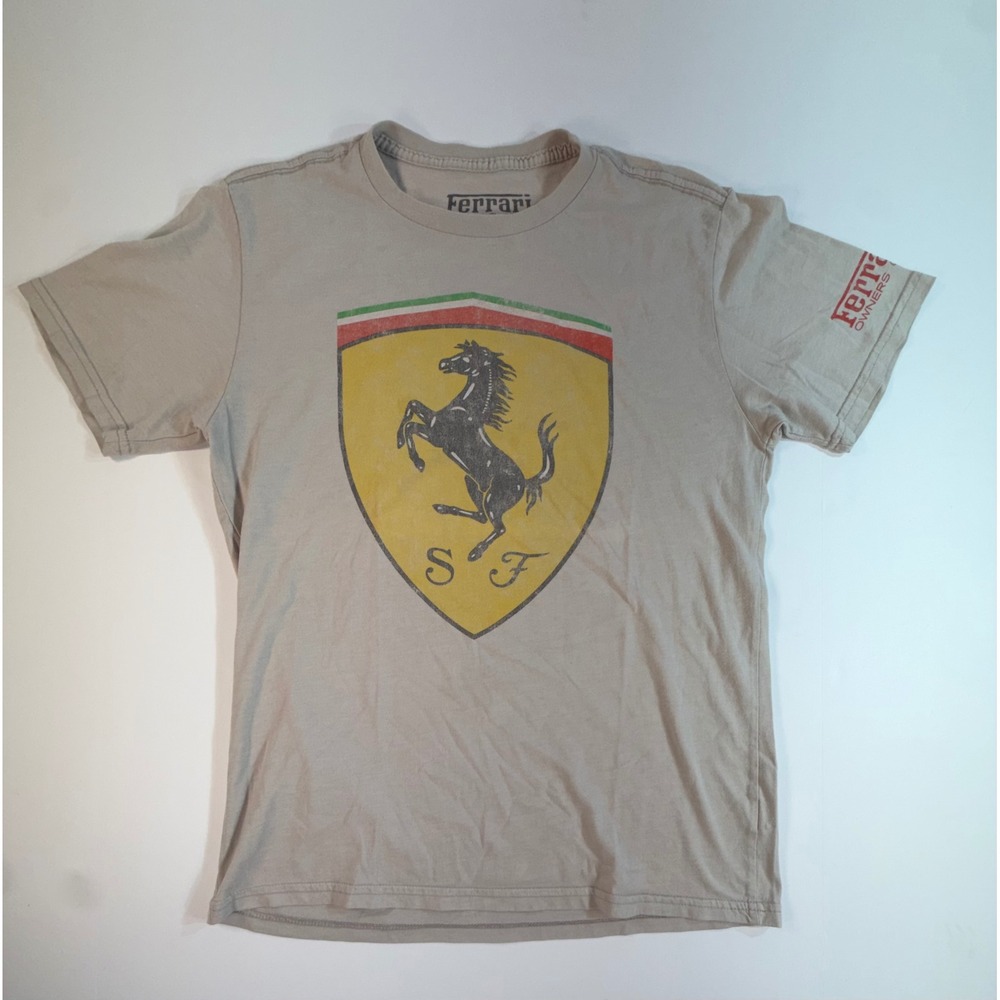 Ferrari Owners Club Graphic T-Shirt Tan Scuderia Shield Logo Mens Medium